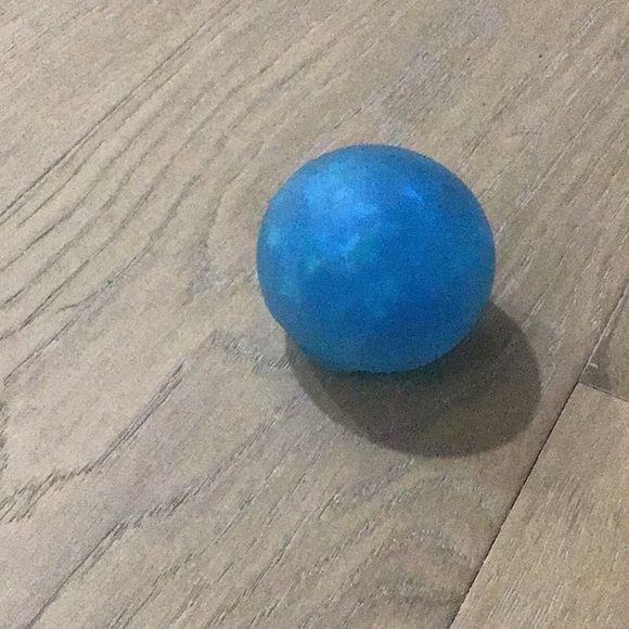 Blue water filled squishy. - Picture 2 of 4